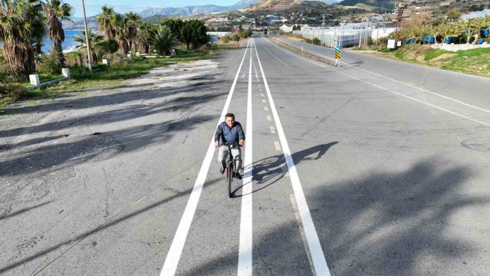 Alanya-Gazipaşa arasına 13 kilometrelik yeni bisiklet yolu yapılıyor

