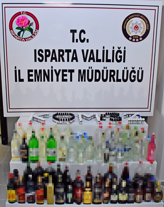 Isparta’da kaçakçılık ve sahte içki operasyonlarında 7 kişi yakalandı