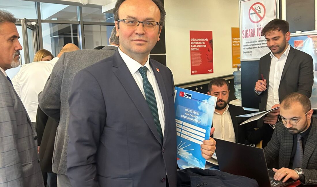 CHP'de olağanüstü kongre öncesi adaylardan İsa Önder Dinçtürk de adaylıktan
