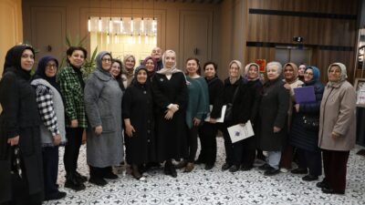 Hayırsever iş insanı Nejdet Külünk, eşi ve kızı Havva Firdevs