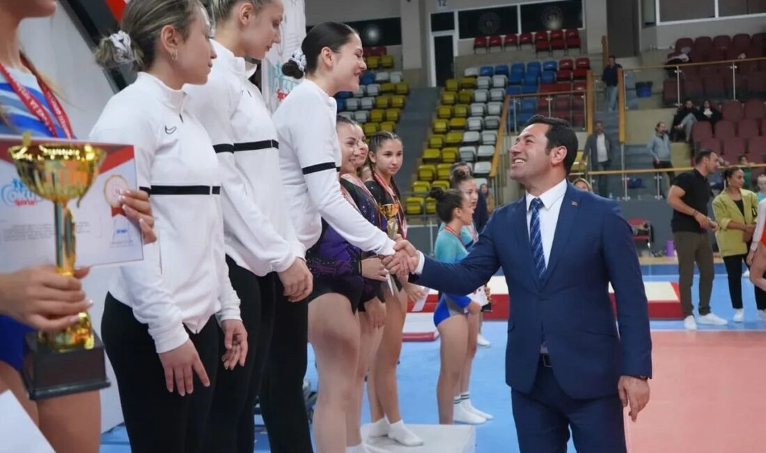 Bolu’da 27-29 Mayıs 2025 tarihleri arasında düzenlenen Artistik Cimnastik Okullararası