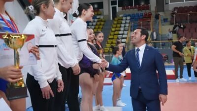 Bolu’da 27-29 Mayıs 2025 tarihleri arasında düzenlenen Artistik Cimnastik Okullararası